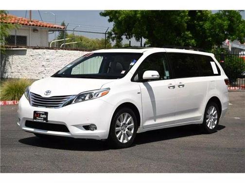 2017 Toyota Sienna Limited Premium