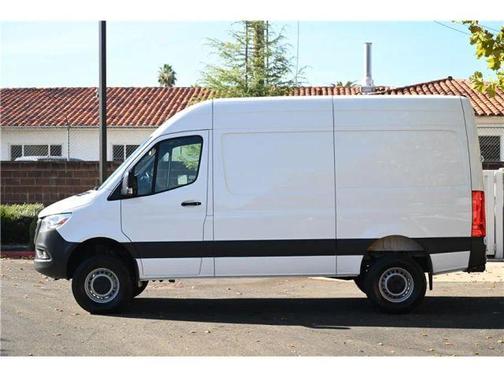 2022 Mercedes-Benz Sprinter 2500 HIGH ROOF W/144 WB