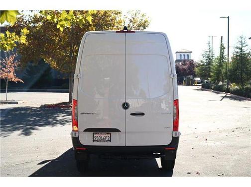 2022 Mercedes-Benz Sprinter 2500 HIGH ROOF W/144 WB