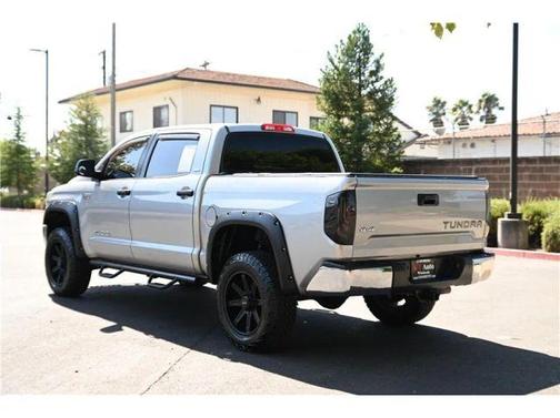 2014 Toyota Tundra SR5