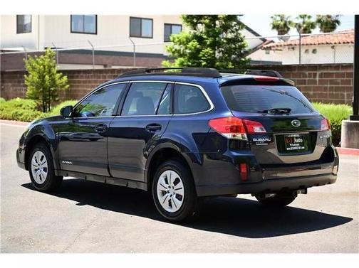 2013 Subaru Outback 2.5i