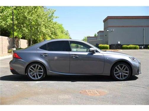 2018 Lexus IS 300 Base
