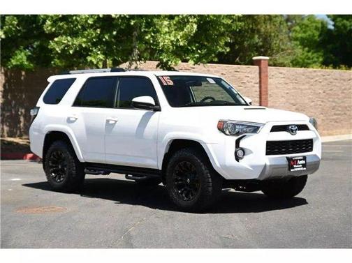 2015 Toyota 4Runner SR5 Sport