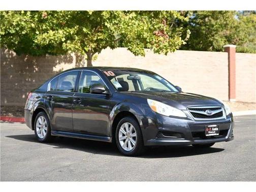 2010 Subaru Legacy 2.5i Premium