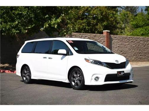2016 Toyota Sienna SE Premium