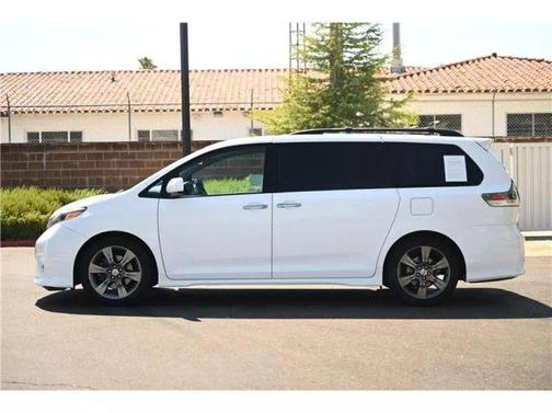2016 Toyota Sienna SE Premium