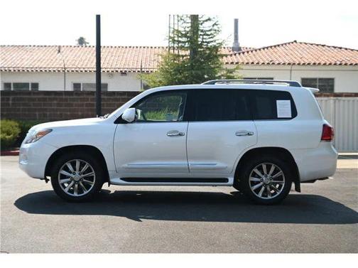 2010 Lexus LX 570