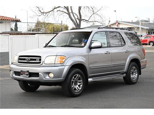 Photo 3 of 24 of 2004 Toyota Sequoia Limited