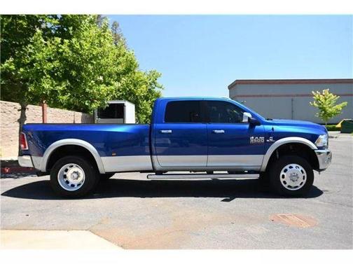 2017 RAM 3500 Laramie