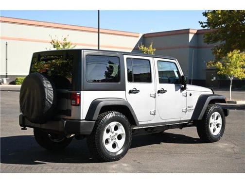 2017 Jeep Wrangler Unlimited Sport