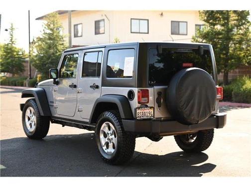 2017 Jeep Wrangler Unlimited Sport