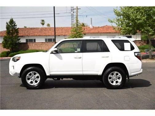 2017 Toyota 4Runner SR5 Sport