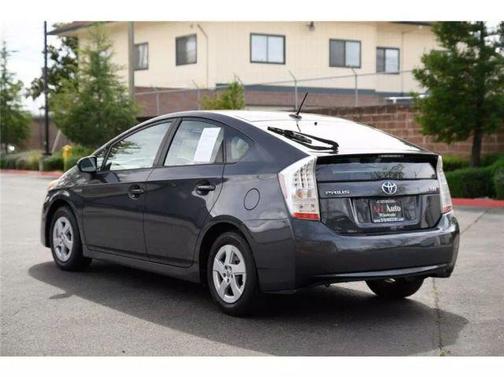 2010 Toyota Prius I