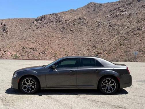 2016 Chrysler 300 S