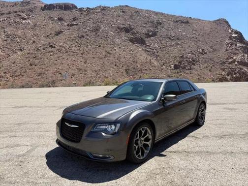 2016 Chrysler 300 S