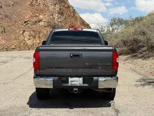 2018 Toyota Tundra SR5