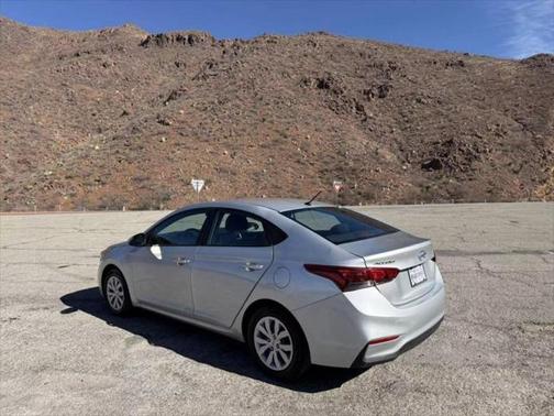 2022 Hyundai Accent SE