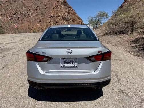 2024 Nissan Altima SR FWD