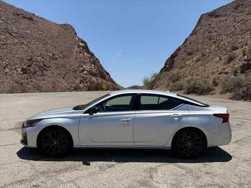 2024 Nissan Altima SR FWD