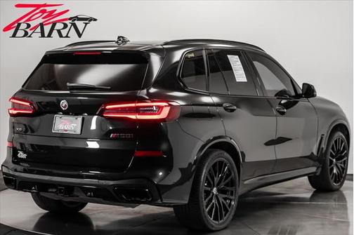 2022 BMW X5 M50i