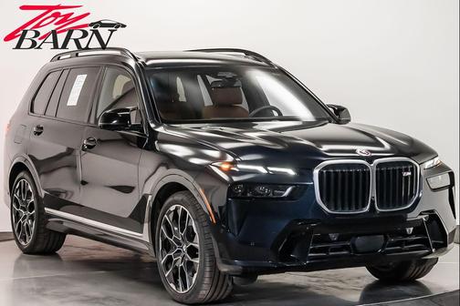 2023 BMW X7 M60i