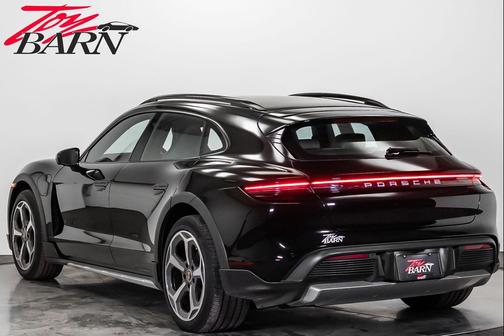 2024 Porsche Taycan 4