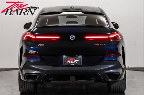 2022 BMW X6 M50i
