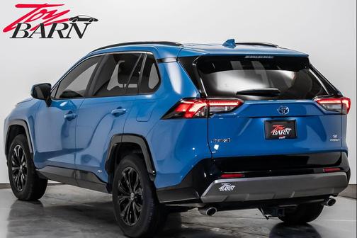 2023 Toyota RAV4 Hybrid SE