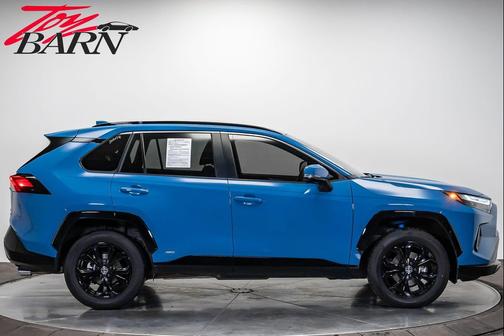2023 Toyota RAV4 Hybrid SE