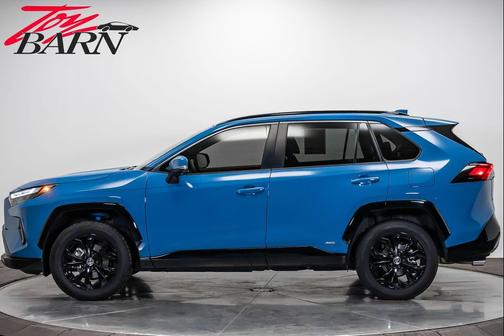 2023 Toyota RAV4 Hybrid SE
