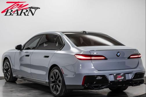 2023 BMW 760 i xDrive
