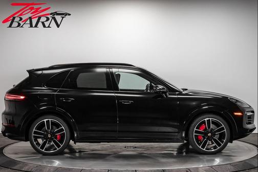 2021 Porsche Cayenne GTS