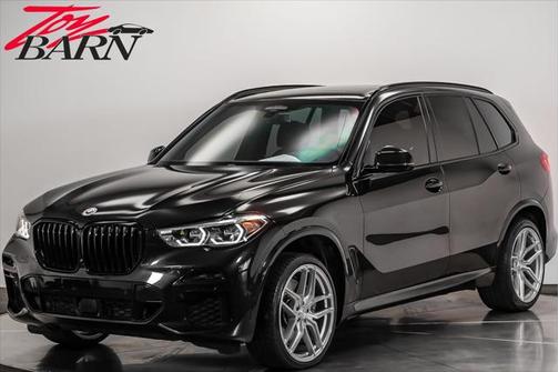 2022 BMW X5 M50i