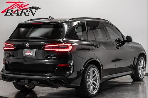2022 BMW X5 M50i