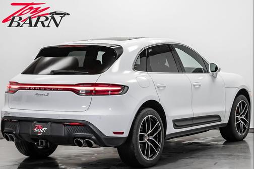 2022 Porsche Macan S