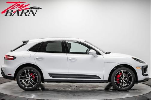 2022 Porsche Macan S