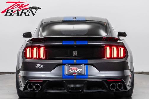 2018 Ford Shelby GT350 Base