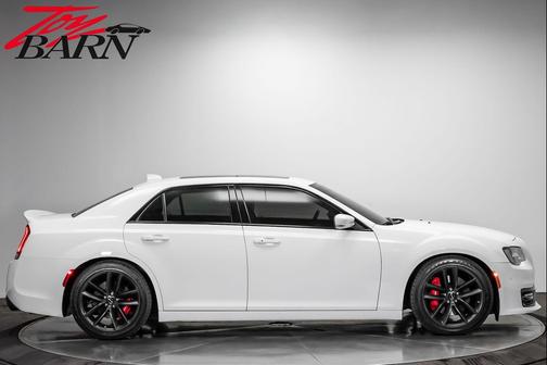 Bright White Clearcoat 2023 Chrysler 300 C