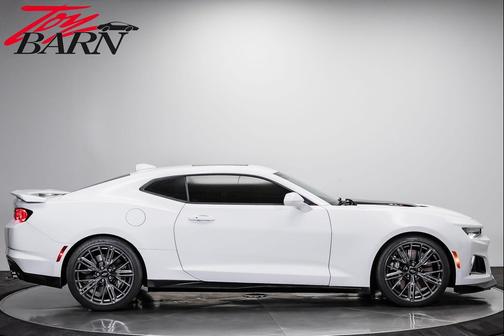 Summit White 2020 Chevrolet Camaro ZL1