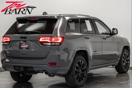 2021 Jeep Grand Cherokee Laredo