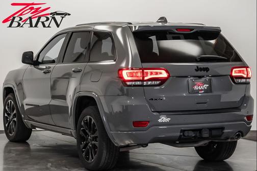 2021 Jeep Grand Cherokee Laredo