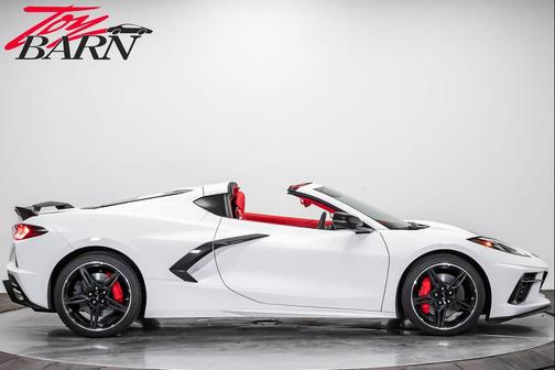 Arctic White 2024 Chevrolet Corvette Stingray w/3LT