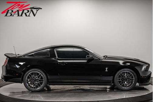 2013 Ford Shelby GT500 Base