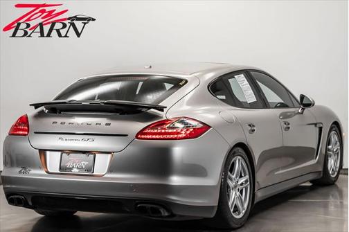 2013 Porsche Panamera GTS