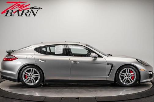 2013 Porsche Panamera GTS