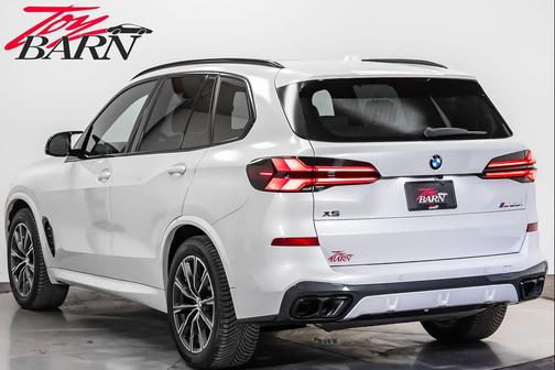 2024 BMW X5 M60i
