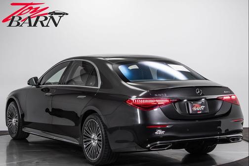 Gray 2023 Mercedes-Benz S-Class 4MATIC