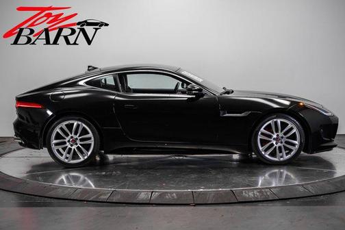 2017 Jaguar F-TYPE R