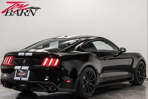 2016 Ford Shelby GT350 Base
