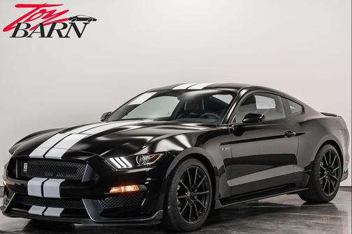 2016 Ford Shelby GT350 Base
